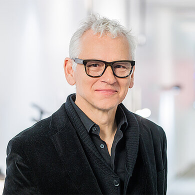 Prof. Danny Venlet Prof. Danny Venlet