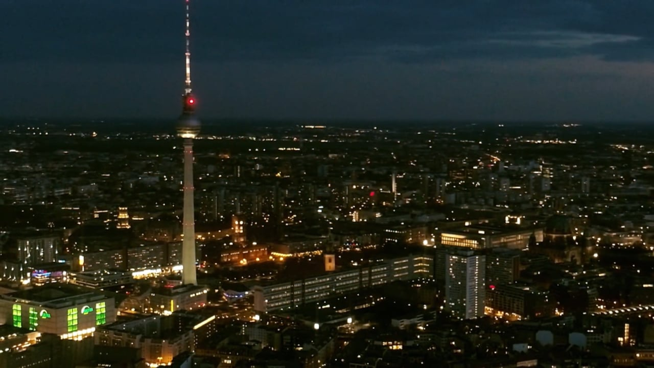 Red Dot Award Berlin_MASTER_NEU_Bauchbinden